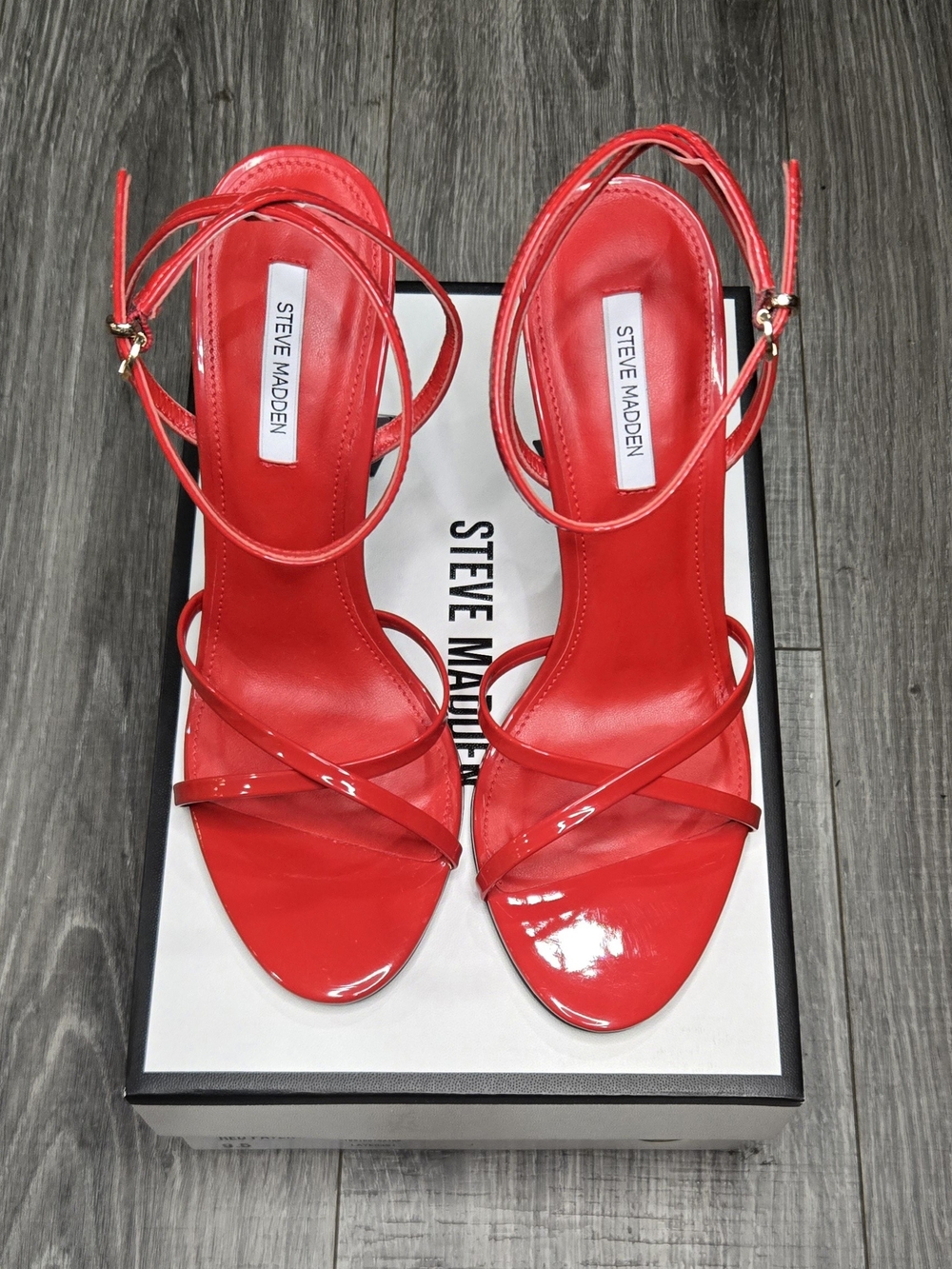 Steve Madden Layers Red Patent Sculptural Wedge Sandals Size 9.5 NIB.
